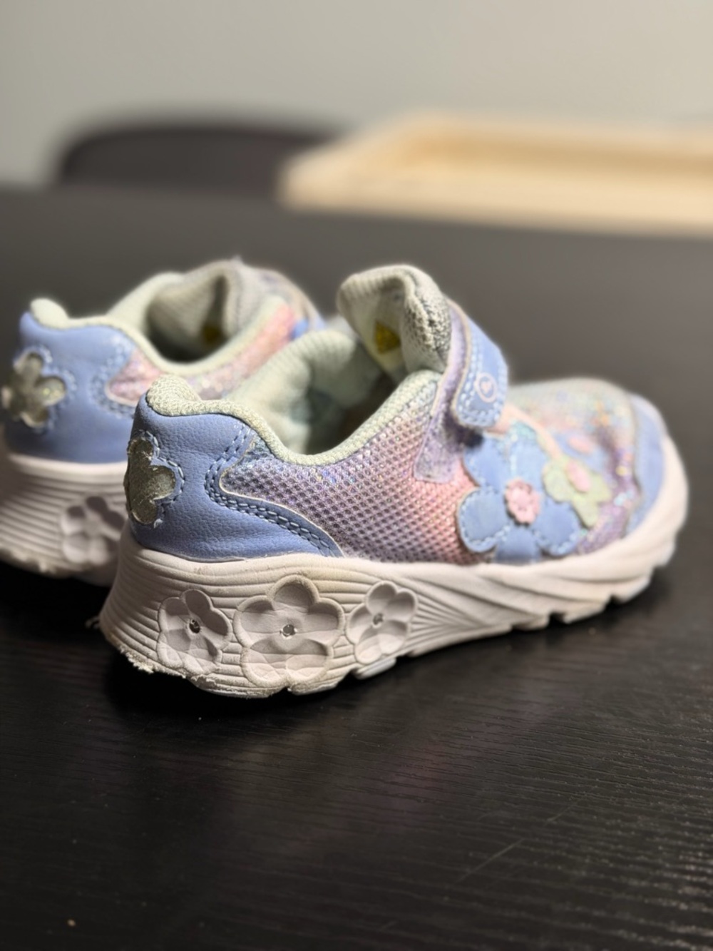 Kids Pastel Floral Light-Up Sneakers - Blue/Pink - Picture 2 of 4